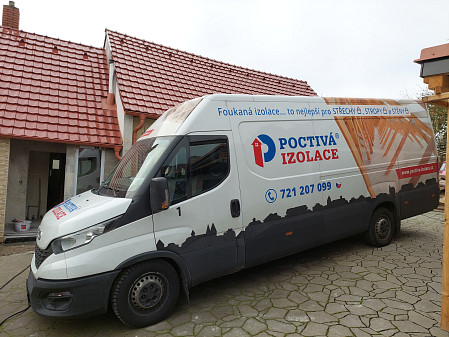 Izolace stropu zděného rodinného domu ve Středočeském kraji